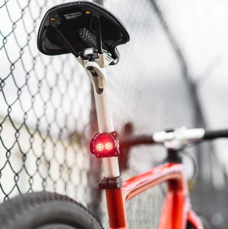 Lampka tylna LEZYNE ZECTO DRIVE MAX 250 lumenów, usb czarna (NEW)
