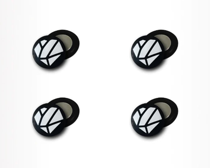 Magnetyczne uchwyty SHAPEHEART MAGNETIC BIB HOLDER do umieszczania numeru startowego na odzieży (NEW)