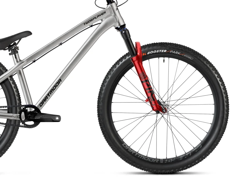 2026_Dartmoor_bikes_dirt_Two6Player_Pro_brushing_silver_01_03.jpg