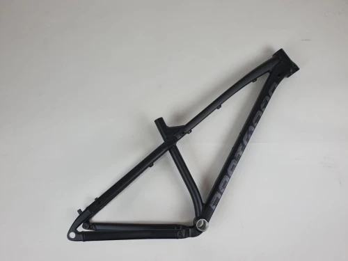 Rama Primal 27.5 v.2, Czarny/Grafit mat, Small (nowa, obita lekko główka i nieprawidłowo położony lakier z lewej strony na dolnej rurze przy mufie sup