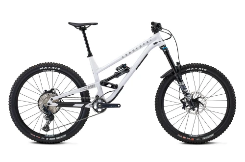 COMMENCAL CLASH ESSENTIAL PURE WHITE 2026
