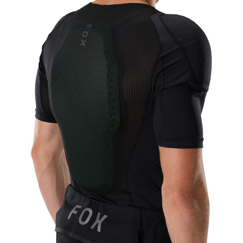 KOSZULKA Z OCHRANIACZAMI Z KRÓTKIM RĘKAWEM FOX BASEFRAME PRO SS BLACK M
