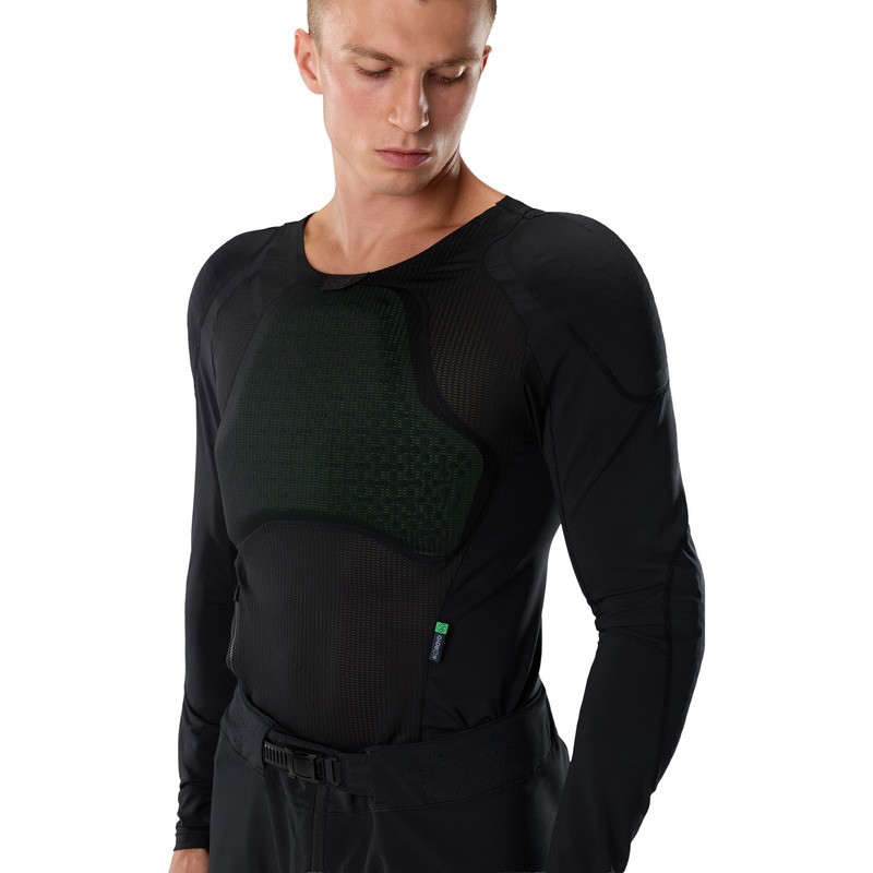 KOSZULKA Z OCHRANIACZAMI Z DŁUGIM RĘKAWEM FOX BASEFRAME PRO LS BLACK M