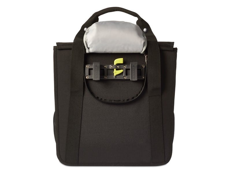 Sakwa miejska pojedyncza BASIL GO SINGLE BAG 16L, mocowanie na haki Hook-On System, czarna (NEW)