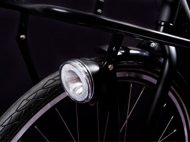 Lampka przednia SPANNINGA SWINGO XDO 10luxów/ 50 lumenów pod dynamo czarna (NEW)