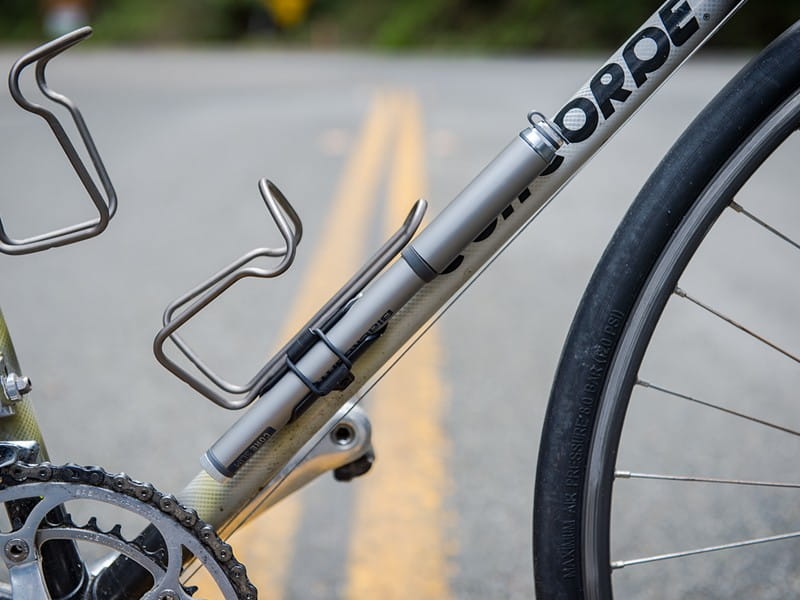 Pompka ręczna BLACKBURN CORE SLIM HP wężyk 120psi grafitowa (NEW)