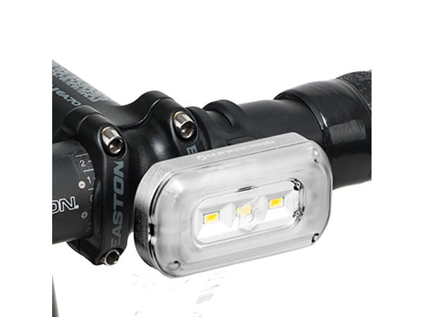 Lampka przednia BLACKBURN CENTRAL 100 USB, 100 lumenów srebrna (DWZ)