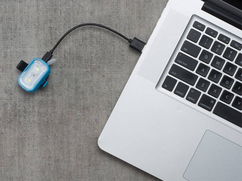 Lampka przednia BLACKBURN CLICK USB 60 lumenów żółta (DWZ)