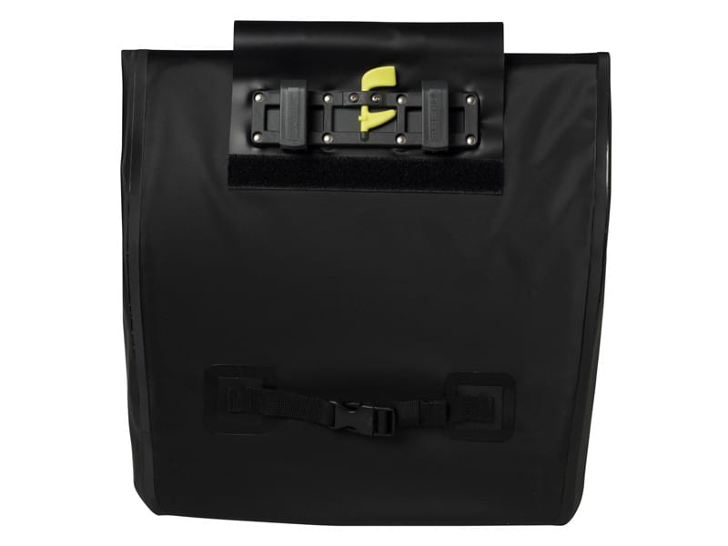 Sakwa miejska pojedyncza BASIL URBAN DRY SHOPPER 20L, mocowanie na haki Hook-On System, wodoodporny poliester, czarna (NEW)