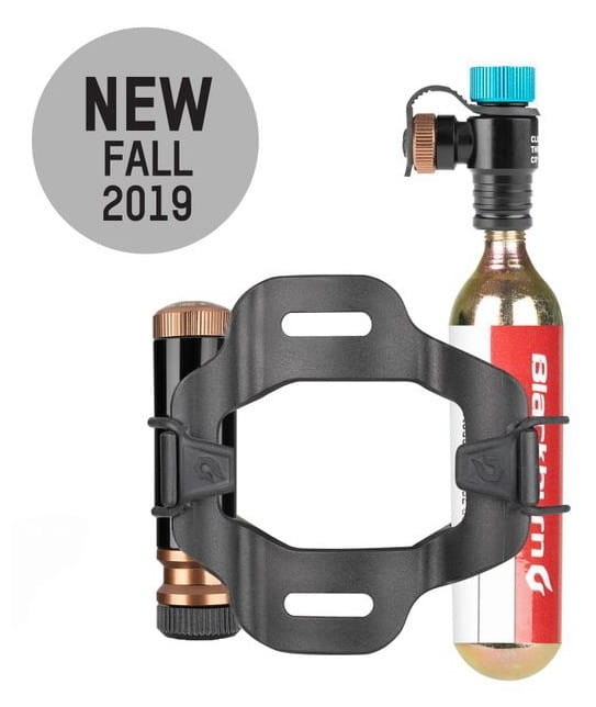 Zestaw naprawczy + pompka ręczna CO2 BLACKBURN PRO PLUGGER CO2 TIRE REPAIR KIT czarny (DWZ)