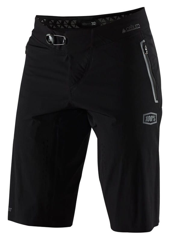 Szorty męskie 100% CELIUM Shorts Black roz.36 (50 EUR)