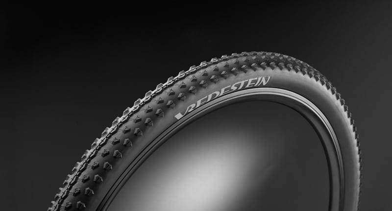 Opona mtb VREDESTEIN BLACK PANTHER HEAVY DUTY 29x2.20 (55-622) TUBELESS READY TPI120 730g zwijana czarna (NEW)