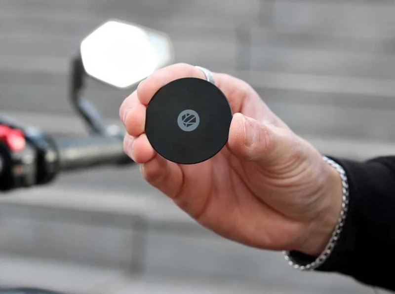 Samoprzyczepna stalowa płytka SHAPEHEART dla smartfona do pokrowca (NEW)