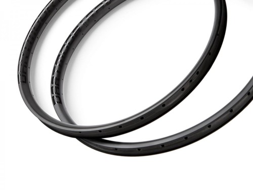 Obręcz Raven 29", 28 otworów, karbon, tubeless ready, czarna, do kół Raven 29