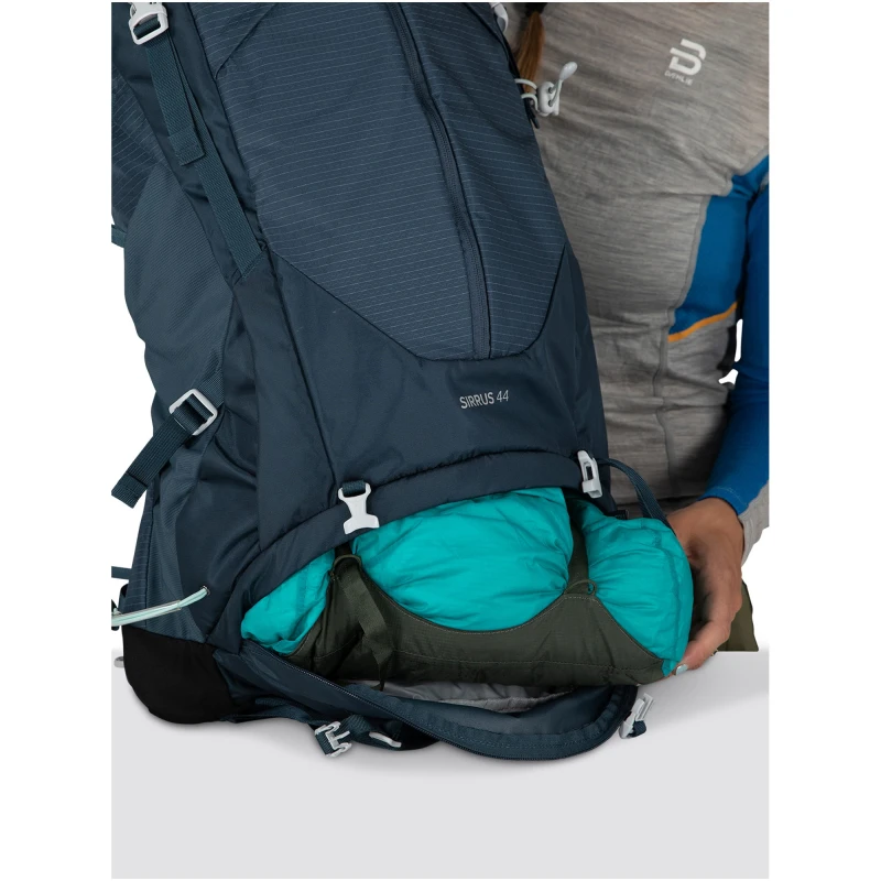 Osprey Sirrus 44