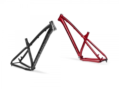 Rama Primal 27.5 v.2, prowadzenie przewodu przerzutkowego po prawej stronie, Red Devil połysk, Medium