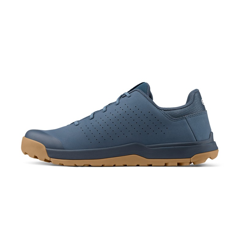 BUTY CRANKBROTHERS STAMP TRAIL LACE BLUE/DARK BLUE - GUM OUTSOLE 6 (38 EU)
