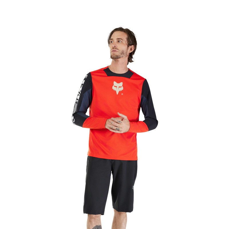 KOSZULKA ROWEROWA Z DŁUGIM RĘKAWEM FOX JUNIOR DEFEND ELEVATED FLUO RED YL