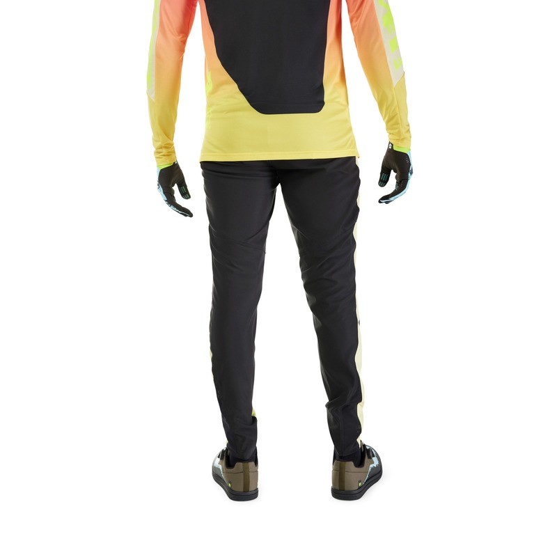 SPODNIE ROWEROWE FOX FLEXAIR ELEVATED LEMONADE 32
