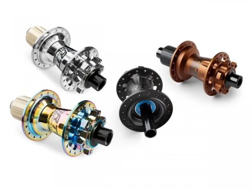 Piasta Reel Expert Boost Microspline, tylna, do szprych typu straight pull, 148x12mm, 108 punktów zaczepu, z bębenkiem Shimano Microspline, 28H, czarn