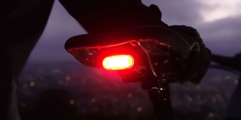 Lampka tylna LUPINE C14 MAG 45 Lumenów, Montaż pod siodełkiem (NEW)