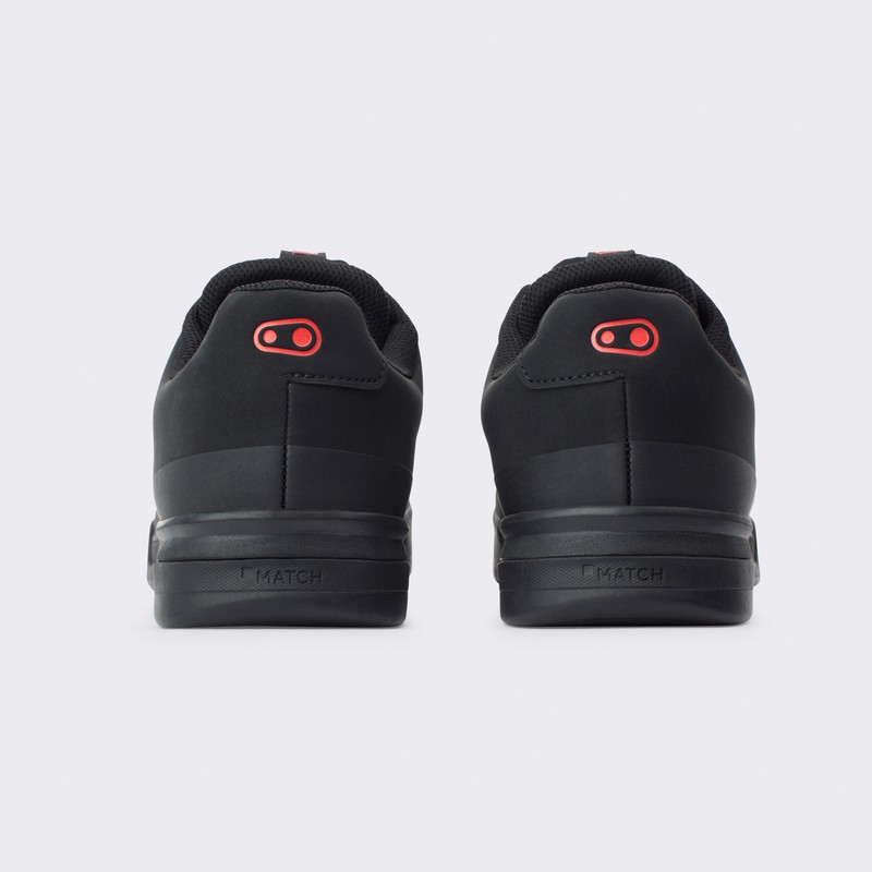 BUTY CRANKBROTHERS MALLET LACE BLACK RED - BLACK OUTSOLE 6.5 (39 EU)