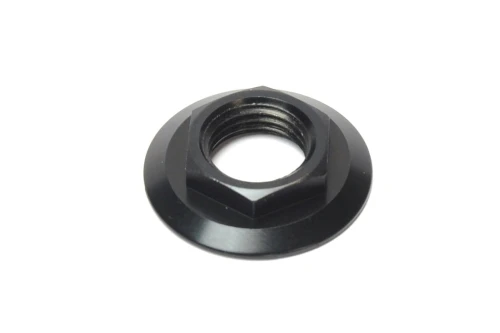 Nakrętka NU-19 na połączeniu tylny trójkąt/rura podsiodłowa - główna oś obrotu do ramy Wish